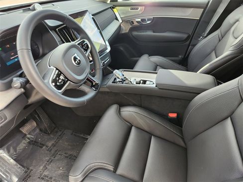 New 2026 Volvo XC90 T8 Ultra image 7
