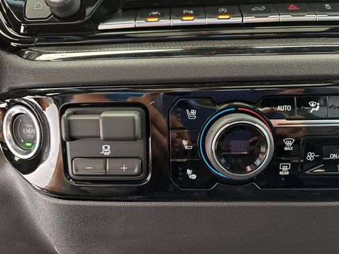 New 2026 Chevrolet Silverado 1500 ZR2 AWD/4WD image 13