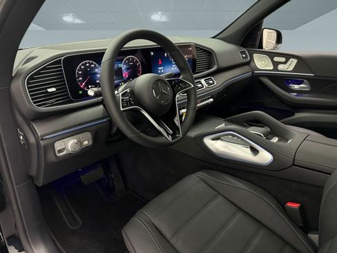 New 2026 Mercedes-Benz GLE 580 4MATIC image 3