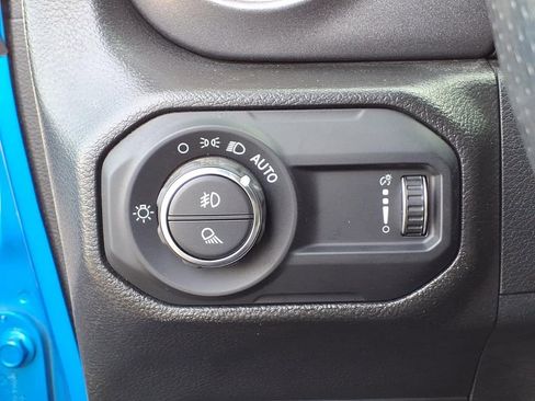 Used 2023 Jeep Gladiator Mojave w/ LED Lighting Group AWD/4WD image 25