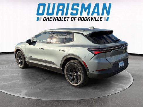 New 2026 Chevrolet Equinox EV LT w/ Midnight Package image 4