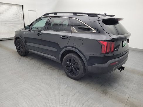 Used 2022 Kia Sorento S AWD/4WD image 3