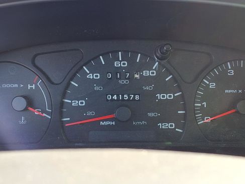 Used 2003 Ford Taurus SE image 10