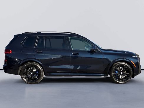 New 2026 BMW X7 xDrive40i w/ Executive Package image 2