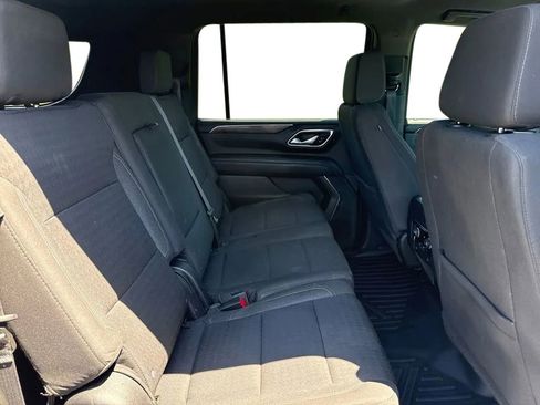 Used 2023 Chevrolet Suburban LS AWD/4WD image 27