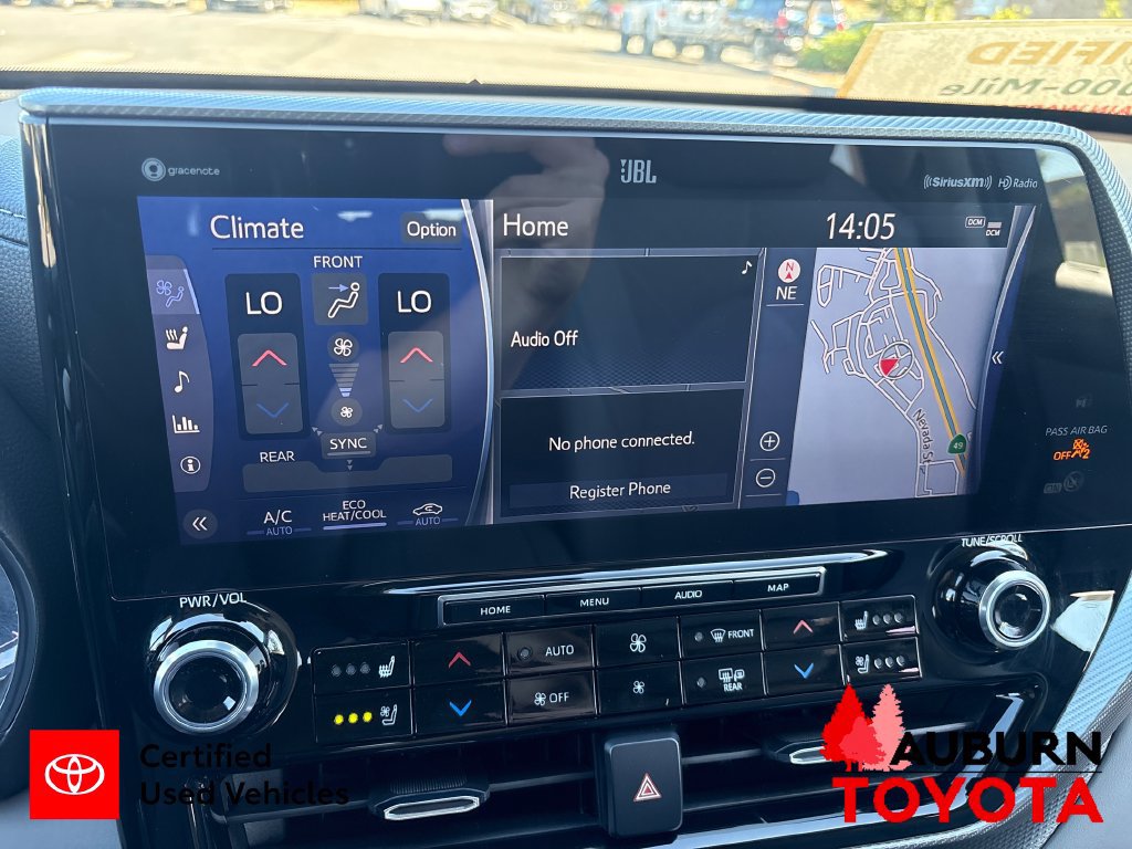 Certified 2022 Toyota Highlander Platinum AWD/4WD image 18
