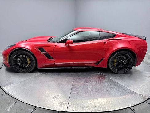 Used 2019 Chevrolet Corvette Grand Sport w/ Grand Sport Heritage Package RWD image 8