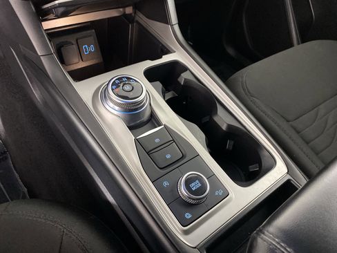 Used 2021 Ford Explorer XLT w/ Class III Trailer Tow Package image 29