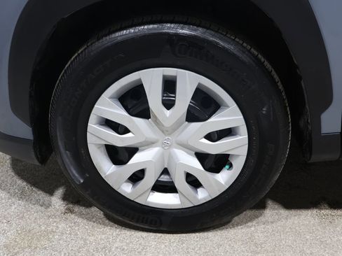 Certified 2023 Toyota Corolla Cross L image 8