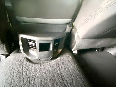 Used 2022 RAM 2500 Big Horn image 22