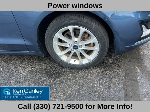 Used 2019 Ford Fusion Energi Titanium FWD image 19