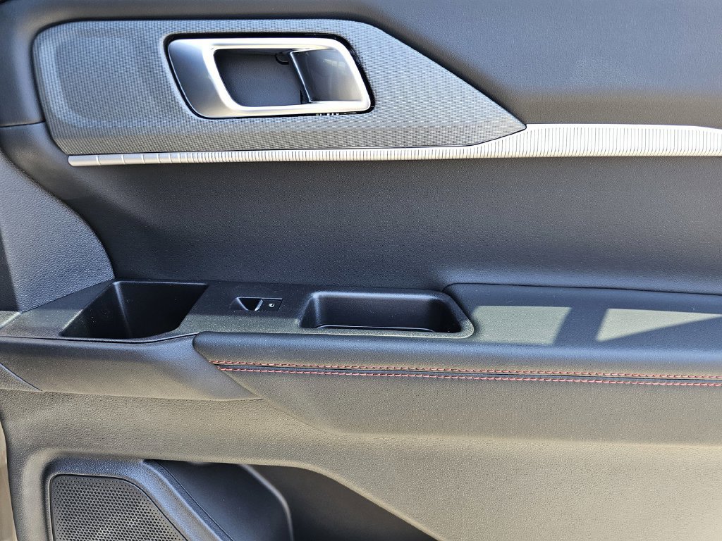 New 2026 Ford Explorer ST-Line RWD image 13