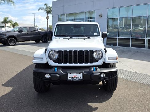 Used 2024 Jeep Wrangler Sport S image 8
