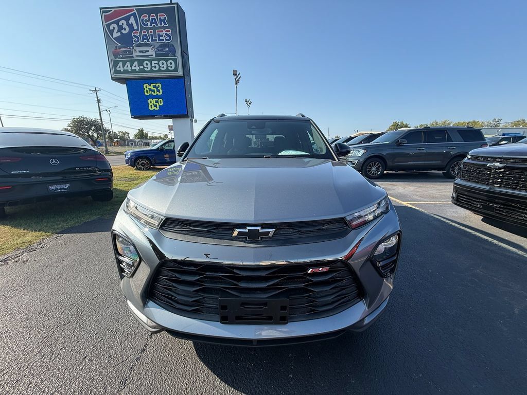 Used 2021 Chevrolet TrailBlazer RS w/ Sun and Liftgate Package FWD image 9