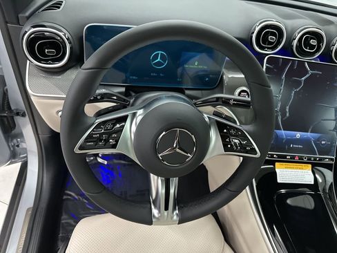 New 2026 Mercedes-Benz GLC 300 image 10