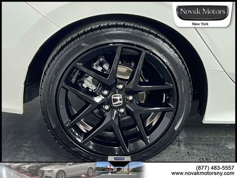 Used 2025 Honda Civic Sport image 9