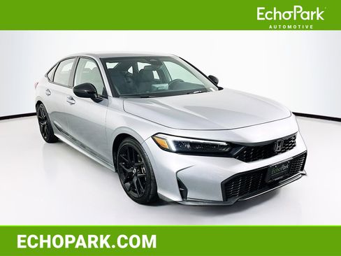 Used 2025 Honda Civic Sport image 1