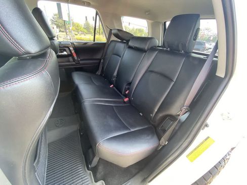 Used 2023 Toyota 4Runner TRD Off-Road Premium w/ Moonroof Package AWD/4WD image 23