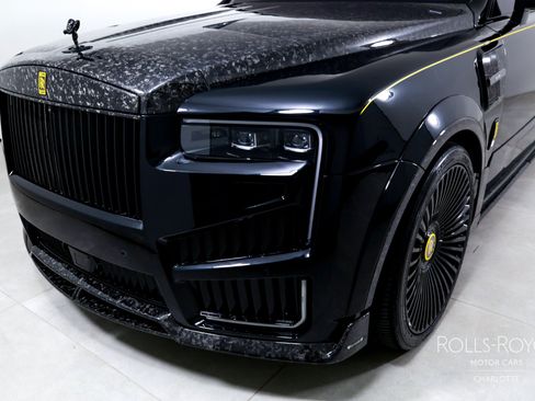 Used 2025 Rolls-Royce Cullinan AWD/4WD image 43