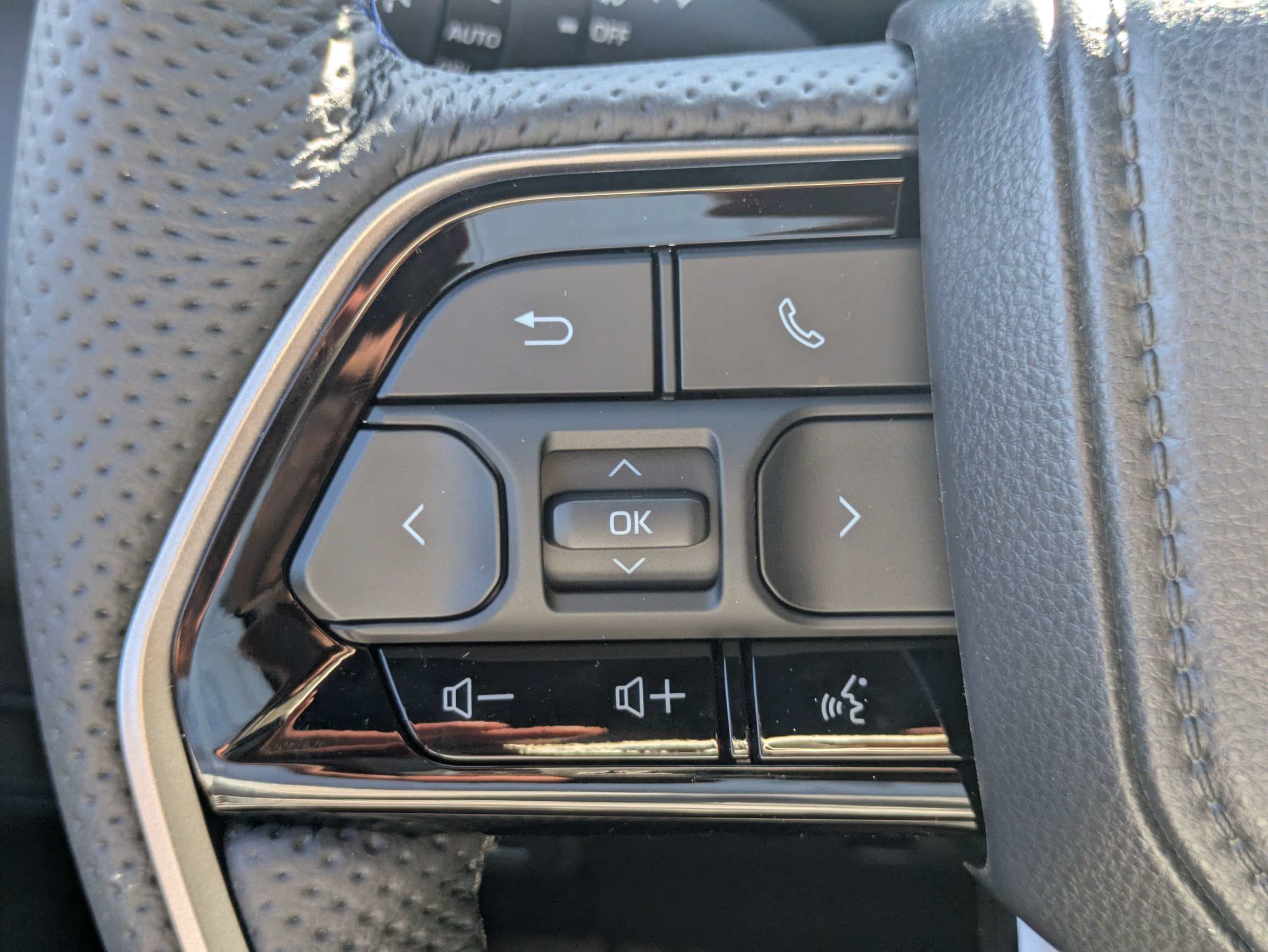 New 2026 Toyota Tundra Platinum AWD/4WD image 25