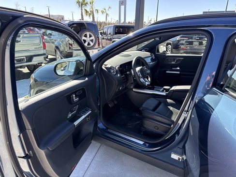 Used 2021 Mercedes-Benz GLA 35 AMG 4MATIC image 19