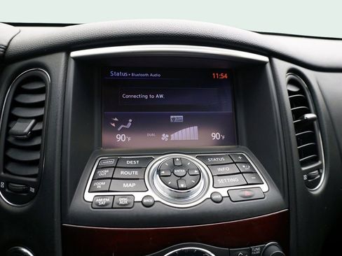 Used 2016 INFINITI QX50 Base w/ Deluxe Touring Package image 30