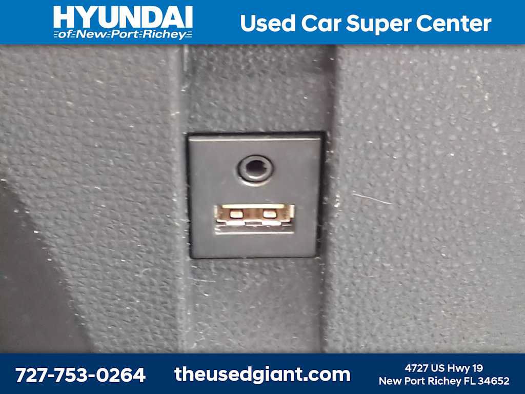 Used 2020 Toyota Corolla LE w/ LE Premium Package FWD image 21