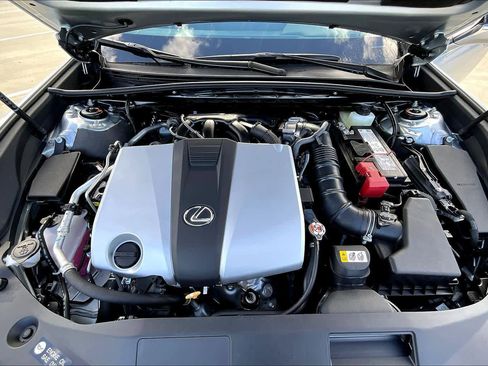 New 2025 Lexus ES 350 w/ Premium Package image 18