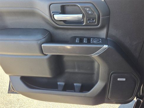 Used 2022 GMC Sierra 2500 AT4 w/ AT4 Premium Plus Package image 29