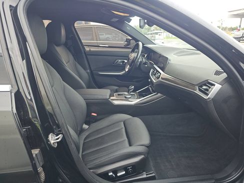 Used 2020 BMW 330i Sedan w/ Premium Package RWD image 13