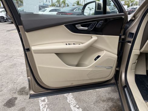 Used 2018 Audi Q7 3.0T Premium Plus AWD/4WD image 15
