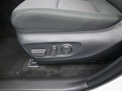 Used 2024 Toyota RAV4 XLE image 16