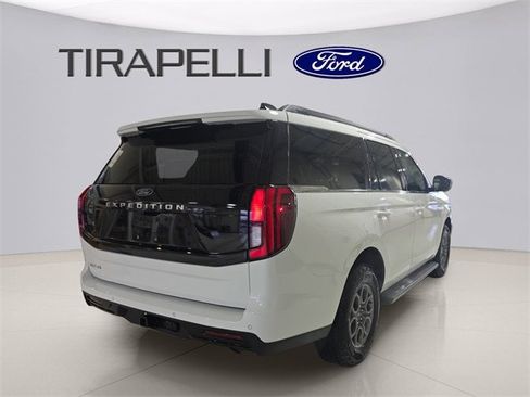 Certified 2025 Ford Expedition Active image 7