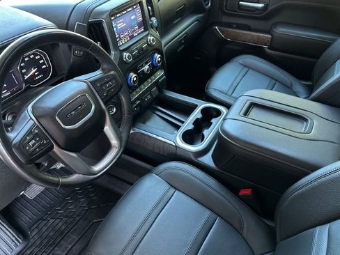 Used 2022 GMC Sierra 2500 Denali w/ Denali Ultimate Package AWD/4WD image 10