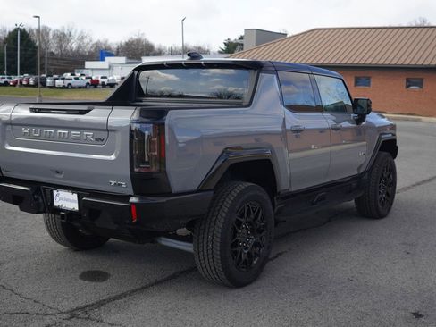 New 2026 GMC Hummer EV 4x4 Crew Cab image 3