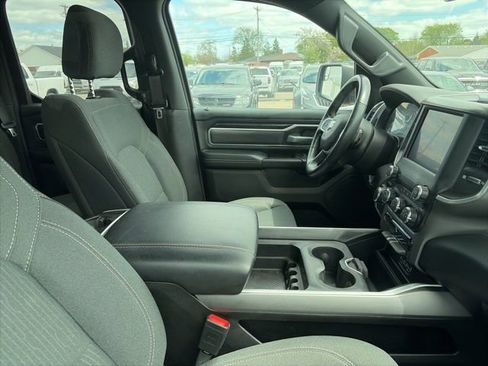 Used 2023 RAM 1500 Big Horn AWD/4WD image 3
