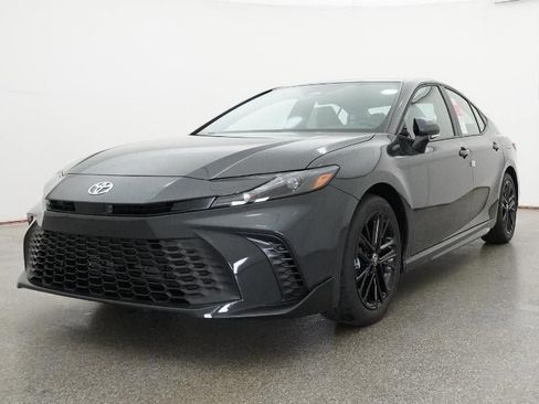 New 2026 Toyota Camry SE image 32