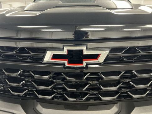Certified 2024 Chevrolet Silverado 1500 ZR2 w/ ZR2 Bison Edition image 31