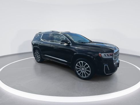 Used 2021 GMC Acadia Denali w/ GMC Pro Grade Package image 2