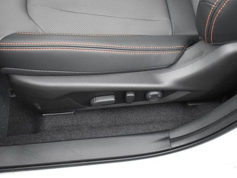 New 2026 Subaru Crosstrek 2.5i Limited image 9