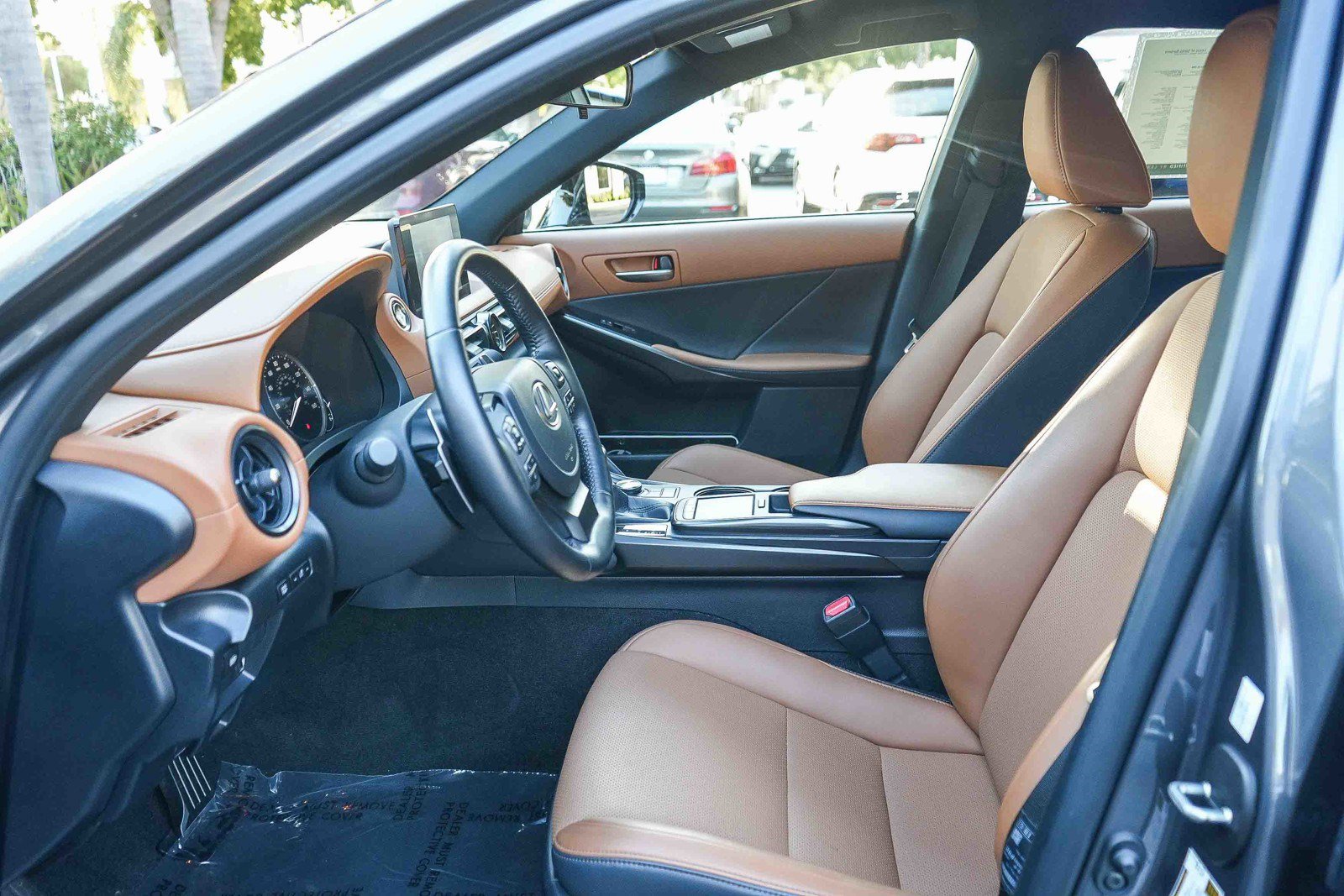 Used 2025 Lexus IS 300 F Sport w/ Accessory Package 2 RWD image 16