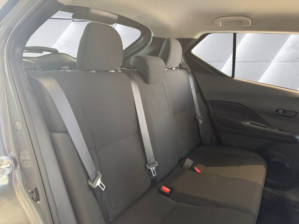 Used 2025 Nissan Kicks Play S FWD image 16