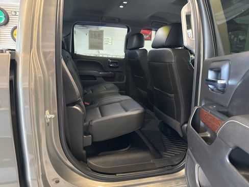 Used 2017 GMC Sierra 2500 SLT AWD/4WD image 28