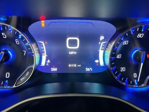 Used 2024 Chrysler Pacifica Touring-L image 13