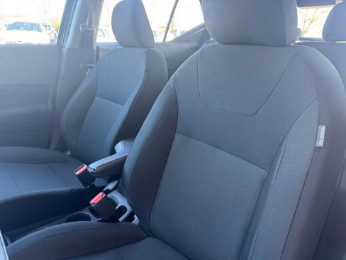 Certified 2025 Nissan Kicks Play S image 19