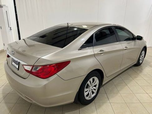 Used 2011 Hyundai Sonata GLS image 5
