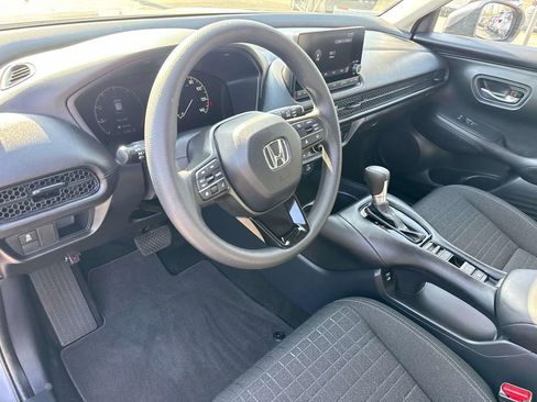 Used 2025 Honda HR-V LX image 23