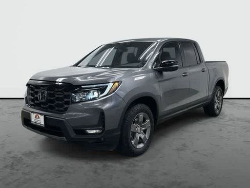 Certified 2025 Honda Ridgeline TrailSport image 1