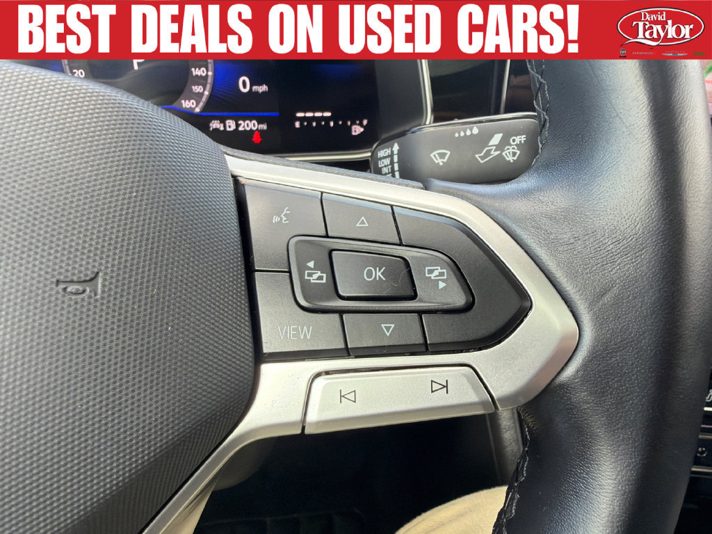 Used 2025 Volkswagen Jetta SE FWD image 15