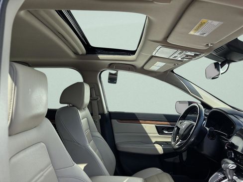 Certified 2019 Honda CR-V Touring image 38